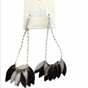 Women's Mia Collection Fashion Fisnet Hook Earring